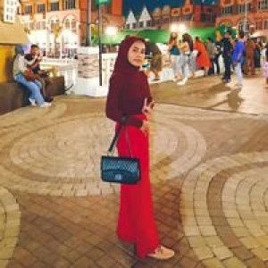 Lulu Andriyanih profile icon