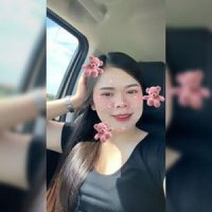 Toey Sarinya profile icon