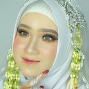 Iim Roviatus Sholikah profile icon