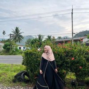 Yaleelah Slm profile icon