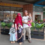 Nur Khairunnisa profile icon