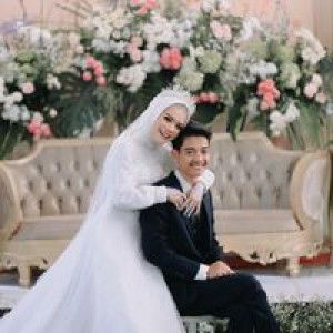 Lani Wahyuni profile icon