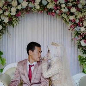 Siti Anisa profile icon