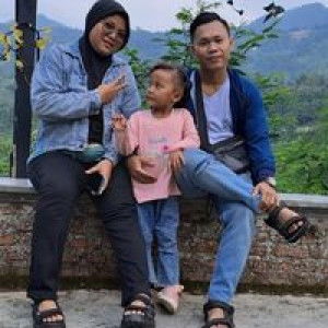 Dhevi Syahara profile icon