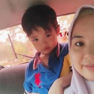 Lili Suria Fauzan profile icon