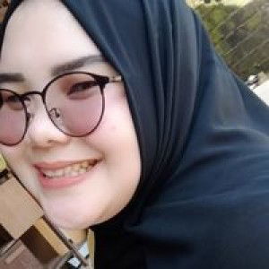 Ema Safitri profile icon