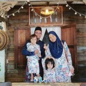 Nurlia Ali profile icon