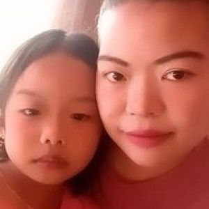 Fitriani Fitri profile icon