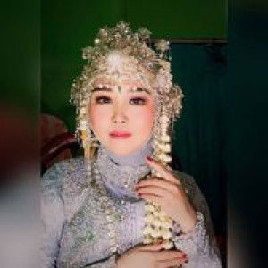 Putri Juliandari Juliana profile icon