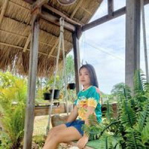 Mey Maleeya profile icon