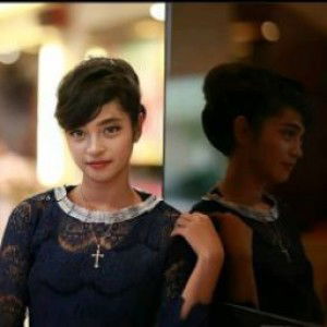 Veronika Yultrivani profile icon