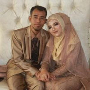 Dini nuraeni profile icon