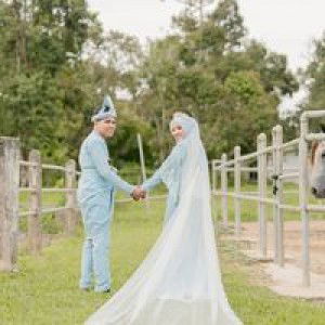 Shima FadzLy profile icon