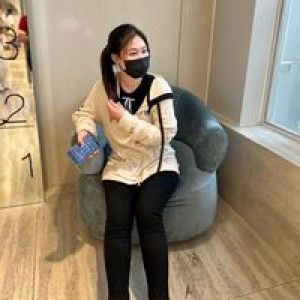 เนย ฯ. profile icon