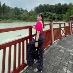 Nadya Senewe profile icon