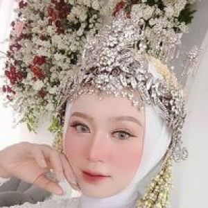 Fitri Lian profile icon