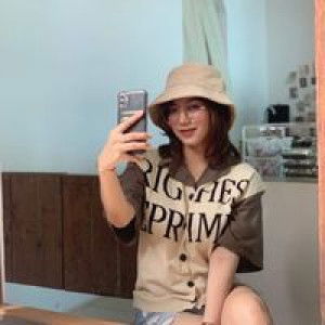 Nichapha Akarakitjanukul profile icon