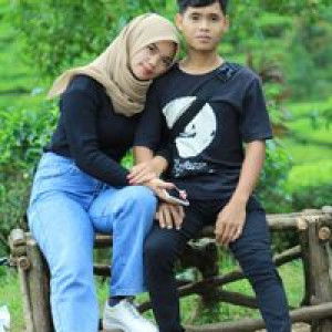 Ine Septianingsih profile icon