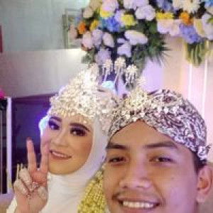 Ariska Wahyu profile icon