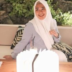 Dewi Fachrun profile icon