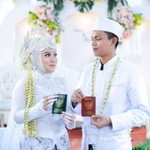 Indri Anggraeni profile icon