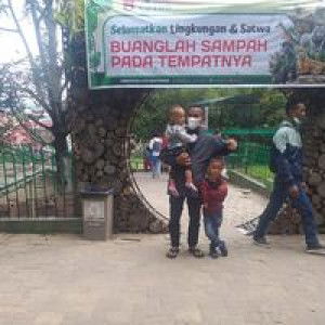 Ajeng Retno profile icon