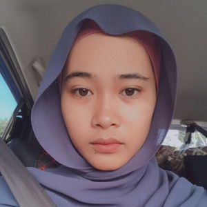 Emielyana Ngah profile icon