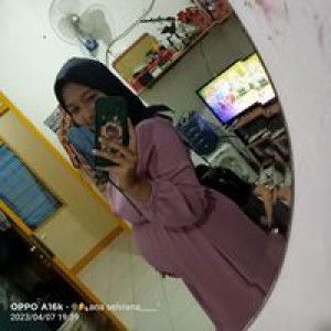 Syilvia Syamira profile icon