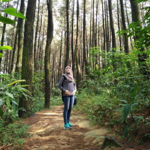 Riris Damayanti profile icon