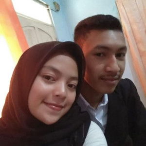 Elsa Puji profile icon