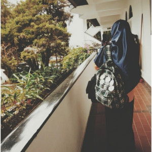 Niena Mawar profile icon