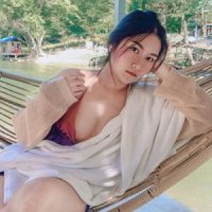 Fern Sirirat profile icon