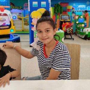 ธรพร รอดจุ้ย profile icon