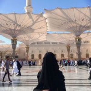 Deva Agustini profile icon