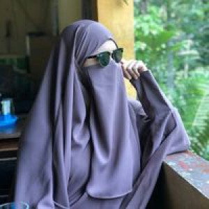 Syalia Aura Nazmi profile icon