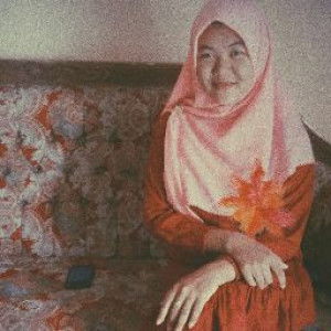 Amiroh Sari profile icon