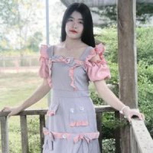 โม จิ. profile icon