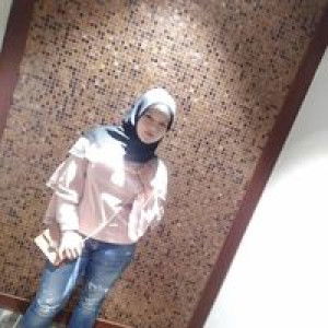 Intan Tri Lestari profile icon