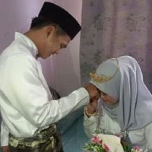 RedzwanSyah Mira profile icon