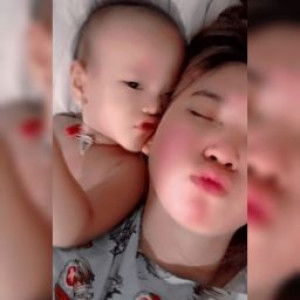 Francine Reyes profile icon