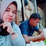 indri ramadhanti profile icon