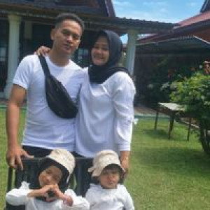 Nur Anisah profile icon