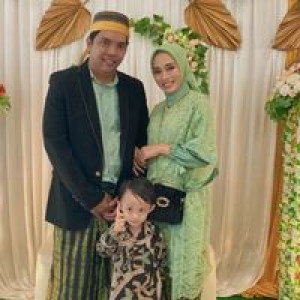 Andi Nur Hikmah TulJannah profile icon