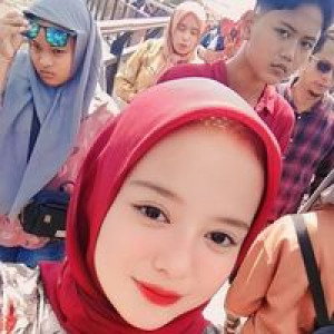 Siti Nural Fiyah profile icon