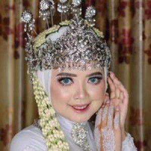 Indri Fitriyani profile icon