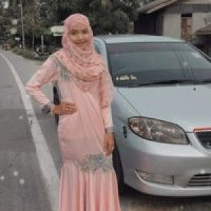 Nisrine Awae profile icon