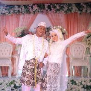 Wulan Apriyani profile icon