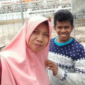 Dewi Kurniawati profile icon