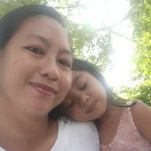 Rosylyn Claire Rirao (Rose / Pearl) profile icon