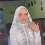 Renita Sari profile icon